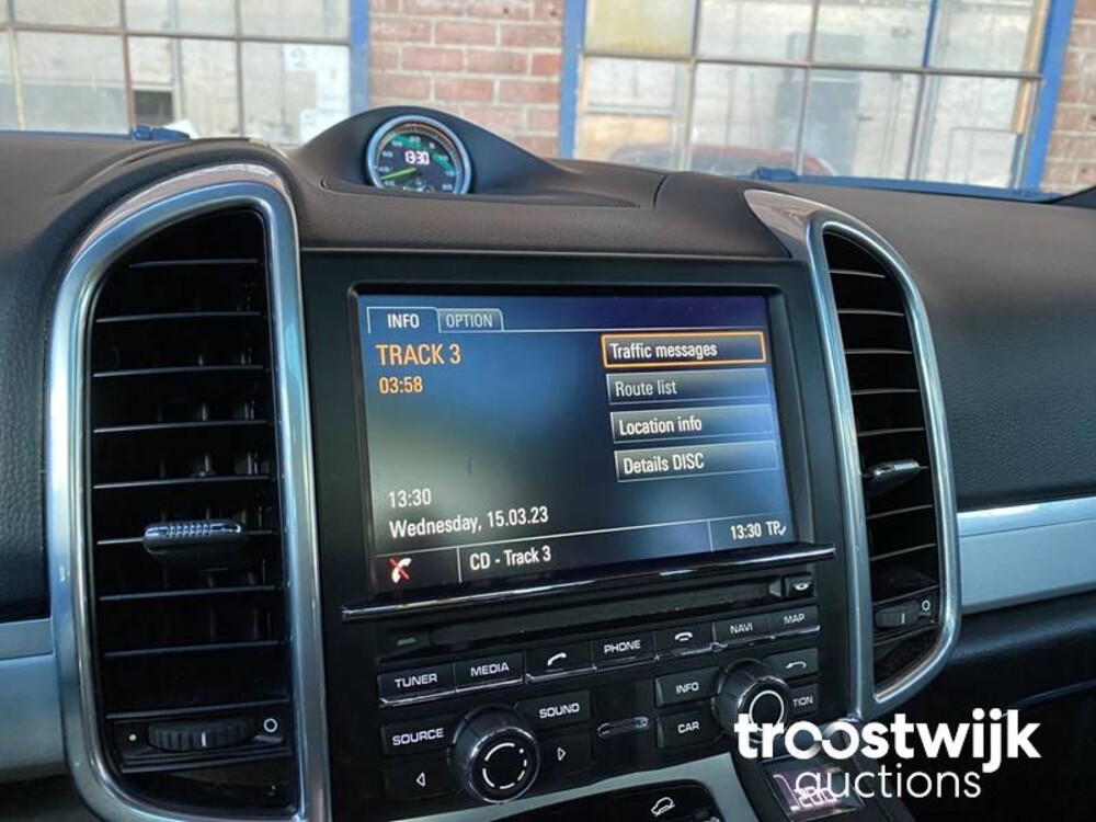 Porsche Cayenne S E-Hybrid 3.0 SportChrono 333pk 2015, ZV-689-T