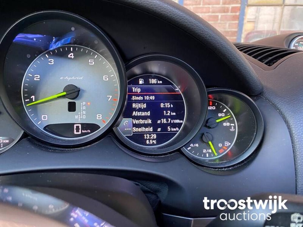 Porsche Cayenne S E-Hybrid 3.0 SportChrono 333pk 2015, ZV-689-T