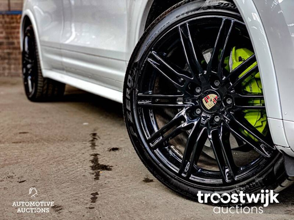 Porsche Cayenne S E-Hybrid 3.0 SportChrono 333pk 2015, ZV-689-T