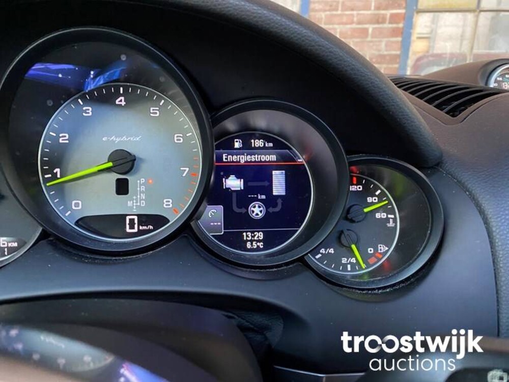 Porsche Cayenne S E-Hybrid 3.0 SportChrono 333pk 2015, ZV-689-T