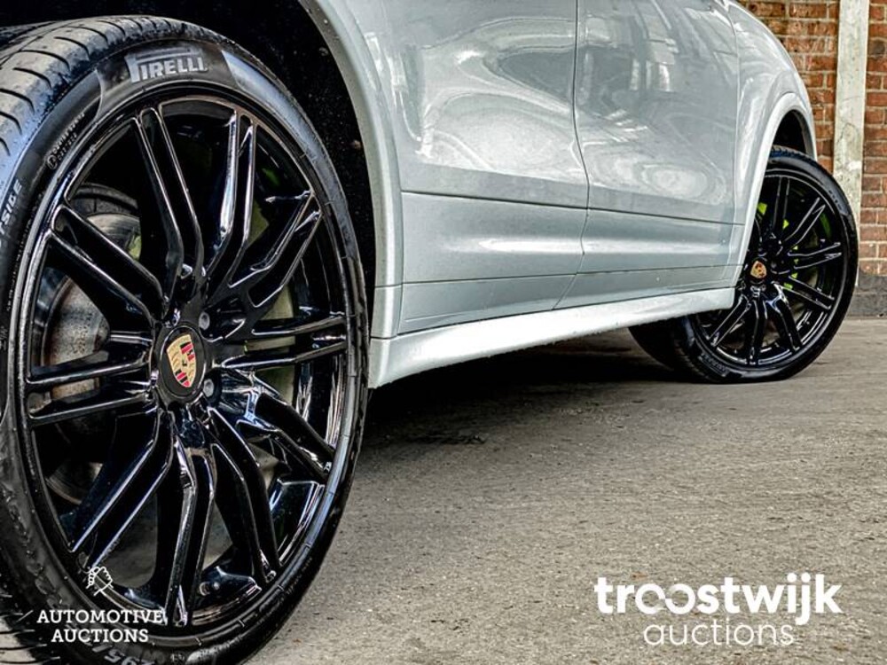 Porsche Cayenne S E-Hybrid 3.0 SportChrono 333pk 2015, ZV-689-T