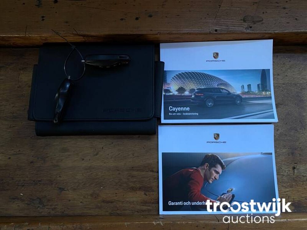 Porsche Cayenne S E-Hybrid 3.0 SportChrono 333pk 2015, ZV-689-T