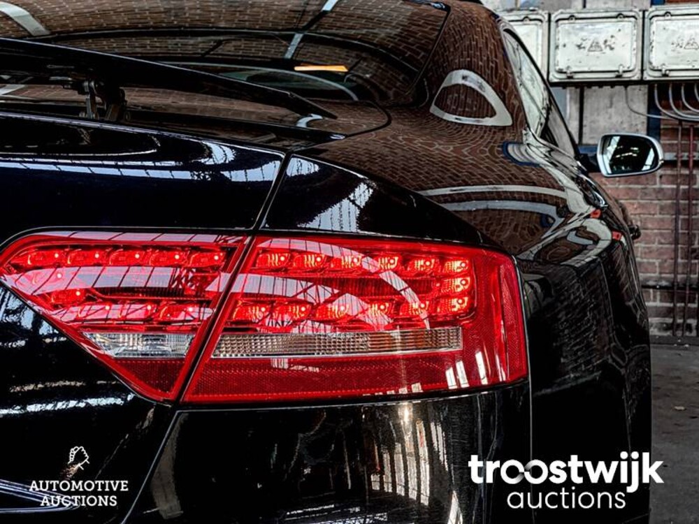 Audi RS5 Coupe 4.2 FSI Quattro 450pk 2012, 4-KVH-74