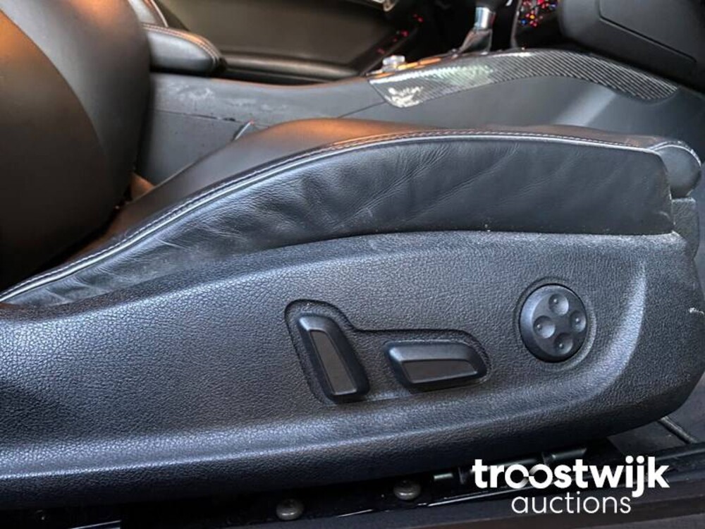 Audi RS5 Coupe 4.2 FSI Quattro 450pk 2012, 4-KVH-74