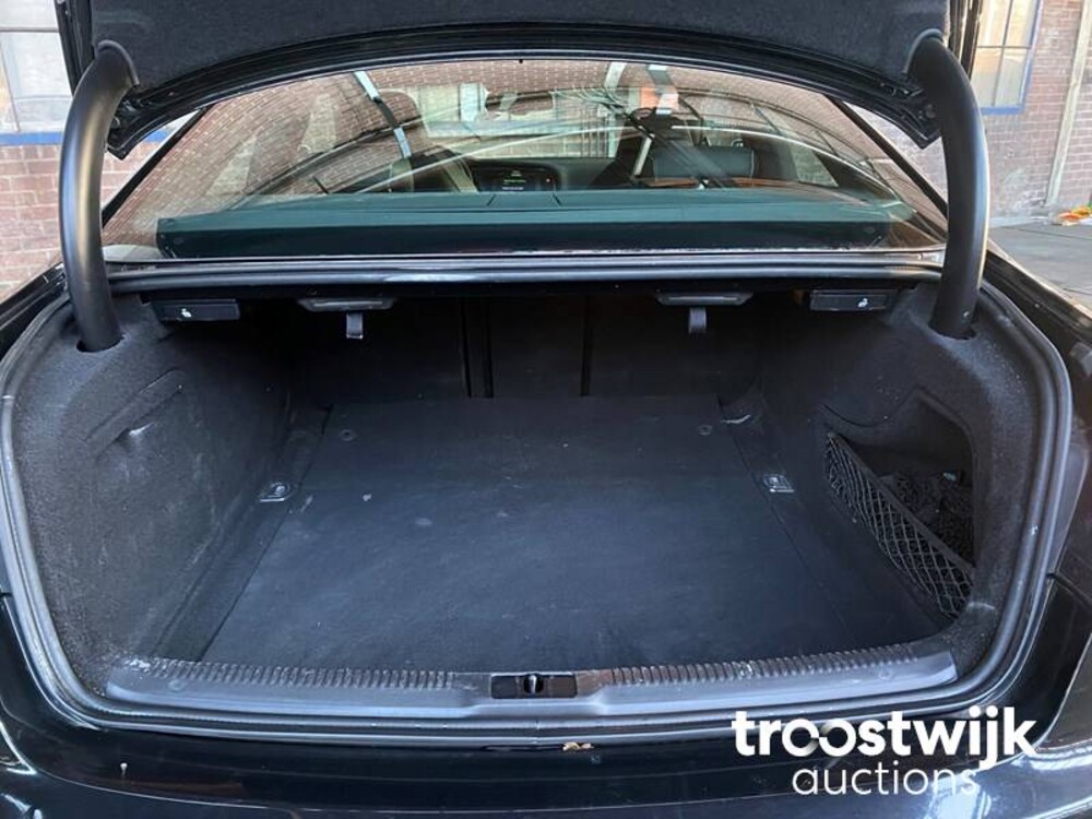 Audi RS5 Coupe 4.2 FSI Quattro 450pk 2012, 4-KVH-74