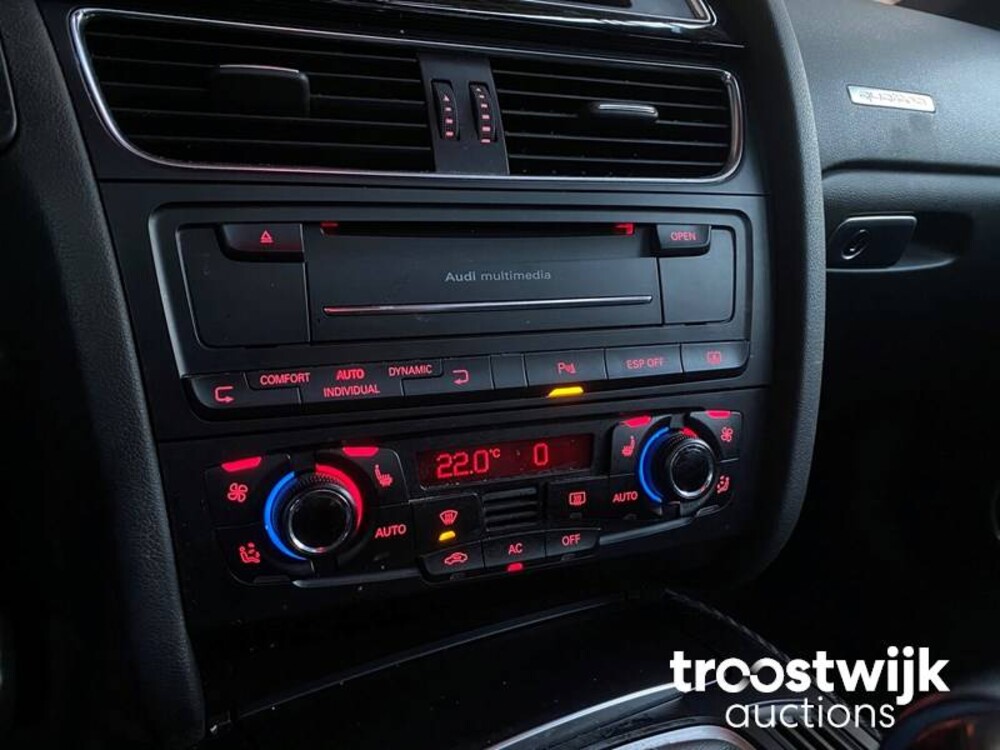 Audi RS5 Coupe 4.2 FSI Quattro 450pk 2012, 4-KVH-74