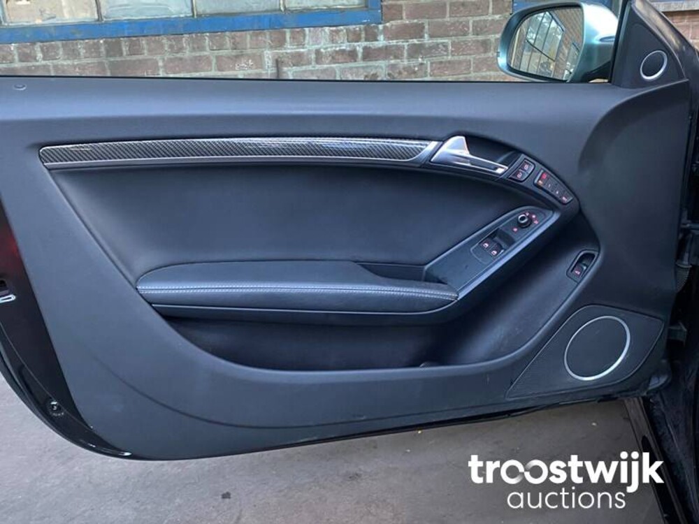 Audi RS5 Coupe 4.2 FSI Quattro 450pk 2012, 4-KVH-74