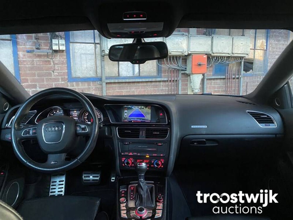 Audi RS5 Coupe 4.2 FSI Quattro 450pk 2012, 4-KVH-74