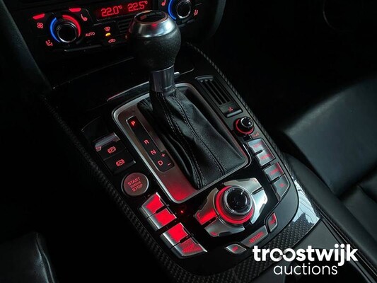 Audi RS5 Coupe 4.2 FSI Quattro 450pk 2012, 4-KVH-74