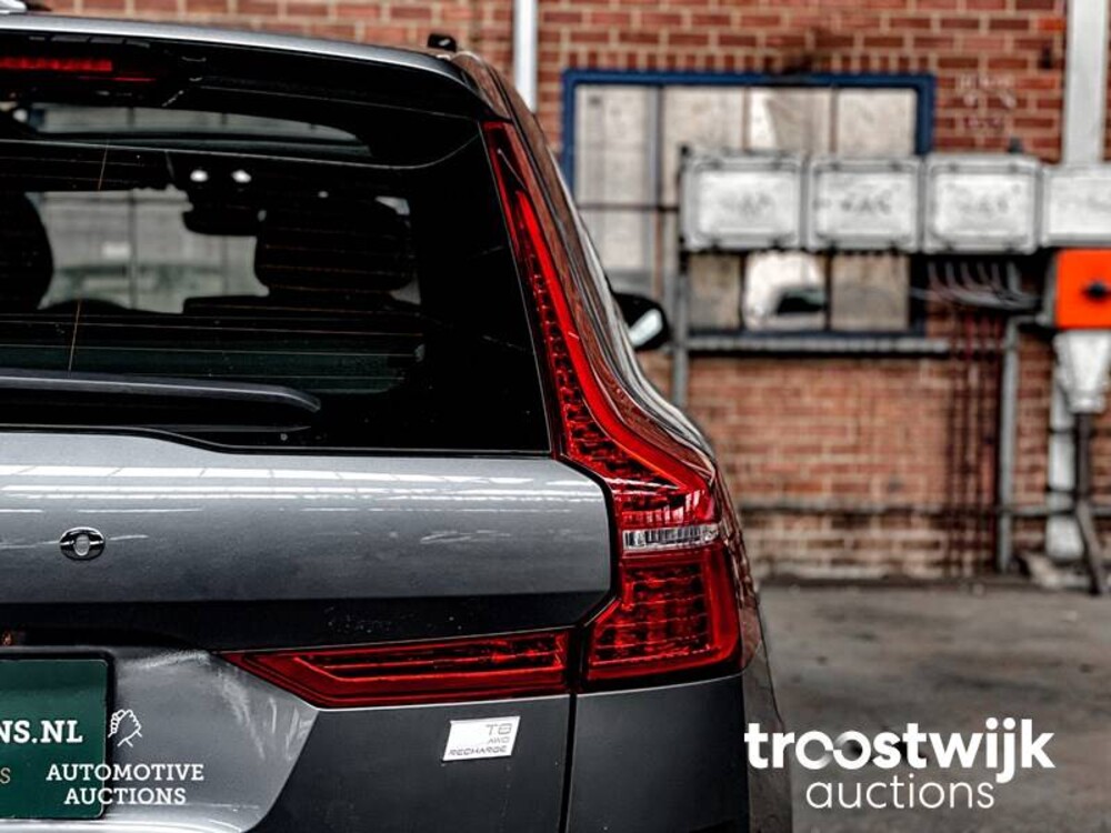 Volvo XC60 T8 R-Design Recharge 389pk 2021 -Fabrieksgarantie-