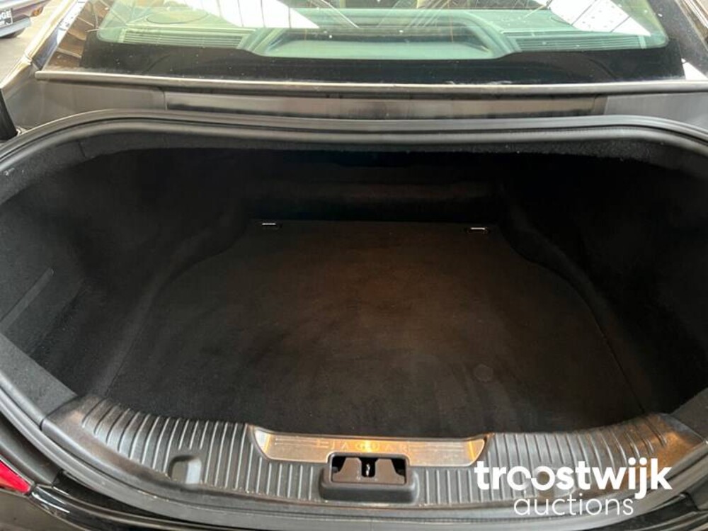 Jaguar XJ 3.0 V6 SC Premium Luxury 340pk 2013 -Orig. NL-, 9-SZK-73