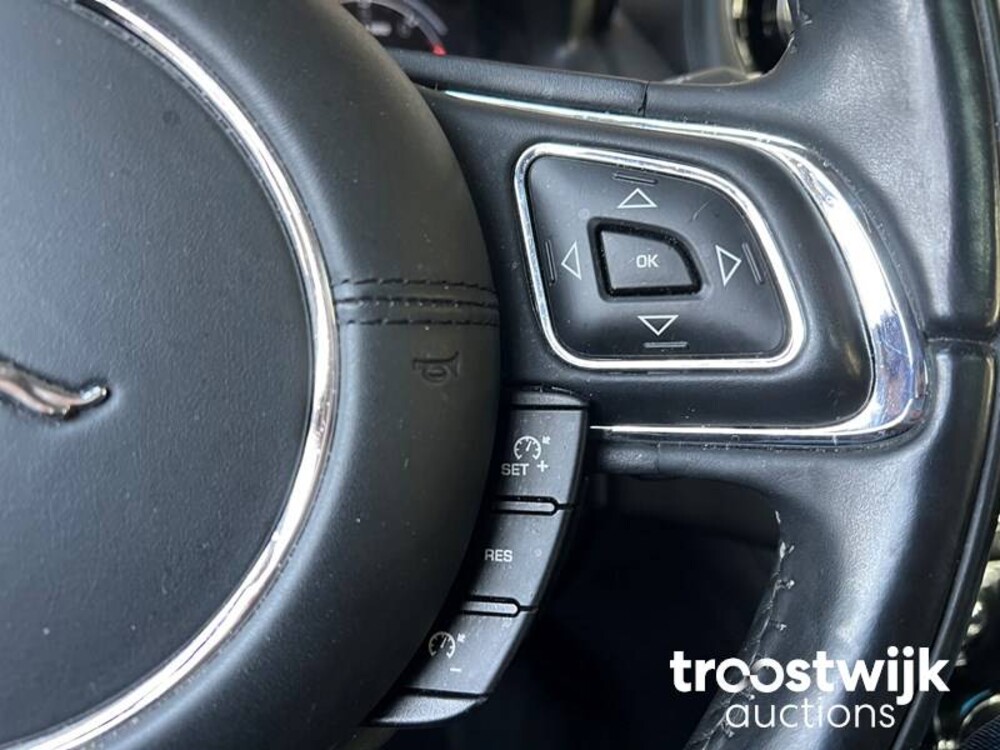 Jaguar XJ 3.0 V6 SC Premium Luxury 340pk 2013 -Orig. NL-, 9-SZK-73