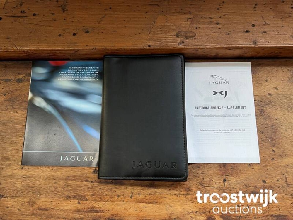 Jaguar XJ 3.0 V6 SC Premium Luxury 340pk 2013 -Orig. NL-, 9-SZK-73