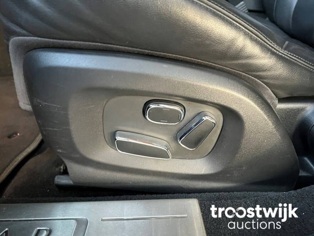 Jaguar XJ 3.0 V6 SC Premium Luxury 340pk 2013 -Orig. NL-, 9-SZK-73