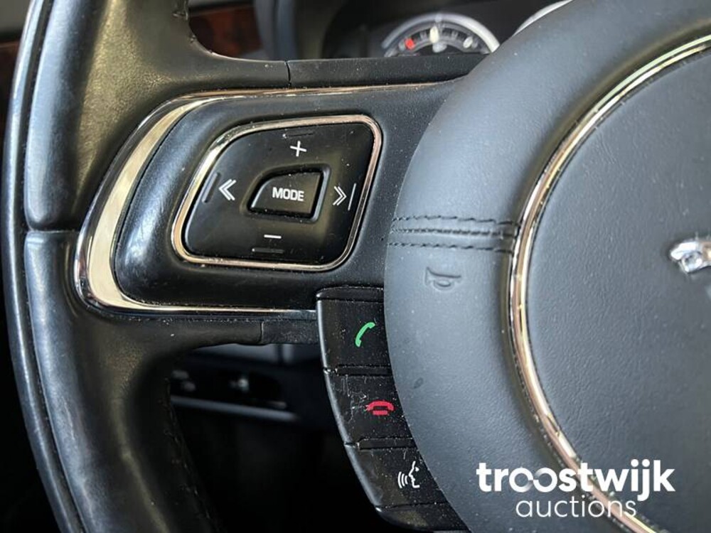 Jaguar XJ 3.0 V6 SC Premium Luxury 340pk 2013 -Orig. NL-, 9-SZK-73