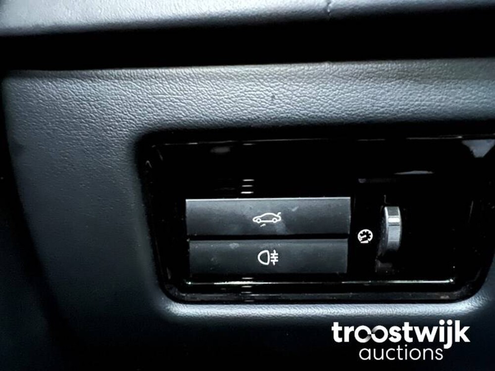 Jaguar XJ 3.0 V6 SC Premium Luxury 340pk 2013 -Orig. NL-, 9-SZK-73