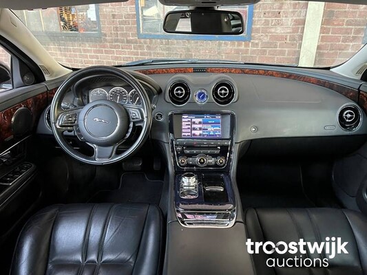 Jaguar XJ 3.0 V6 SC Premium Luxury 340pk 2013 -Orig. NL-, 9-SZK-73
