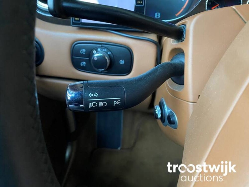 Bentley Flying Spur 6.0 W12 Bentley Continental Flying Spur 6.0 W12 560pk 2006 -Youngtimer-