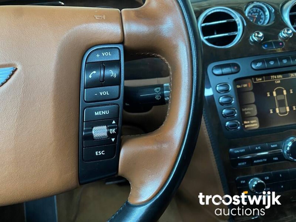 Bentley Flying Spur 6.0 W12 Bentley Continental Flying Spur 6.0 W12 560pk 2006 -Youngtimer-