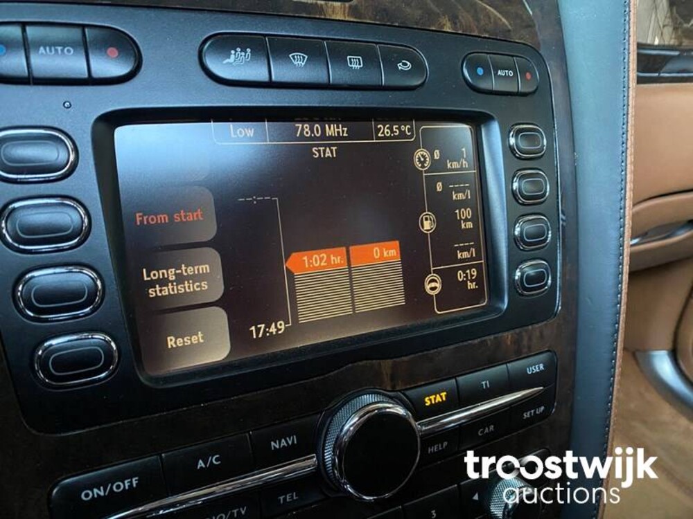 Bentley Flying Spur 6.0 W12 Bentley Continental Flying Spur 6.0 W12 560pk 2006 -Youngtimer-