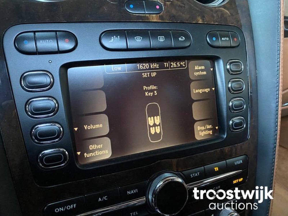 Bentley Flying Spur 6.0 W12 Bentley Continental Flying Spur 6.0 W12 560pk 2006 -Youngtimer-