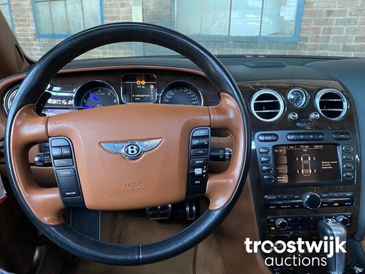 Bentley Flying Spur 6.0 W12 Bentley Continental Flying Spur 6.0 W12 560pk 2006 -Youngtimer-