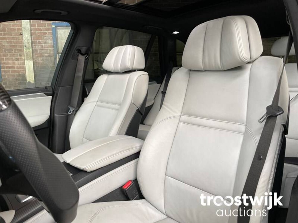 BMW M-sport V8 4.4i AKRAPOVIC 630pk 2010 Akrapovic, K-212-FH