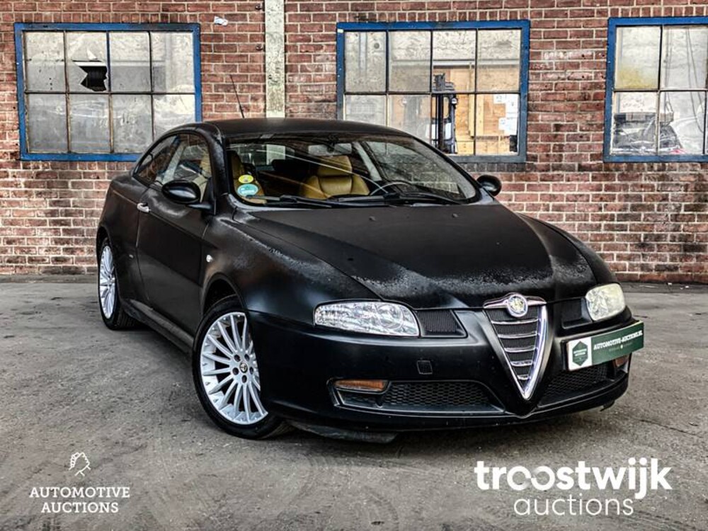 Alfa Romeo GT 2.0 JTS Disegno Bertone  166pk 2005 -Orig. NL-, 82-RK-VF