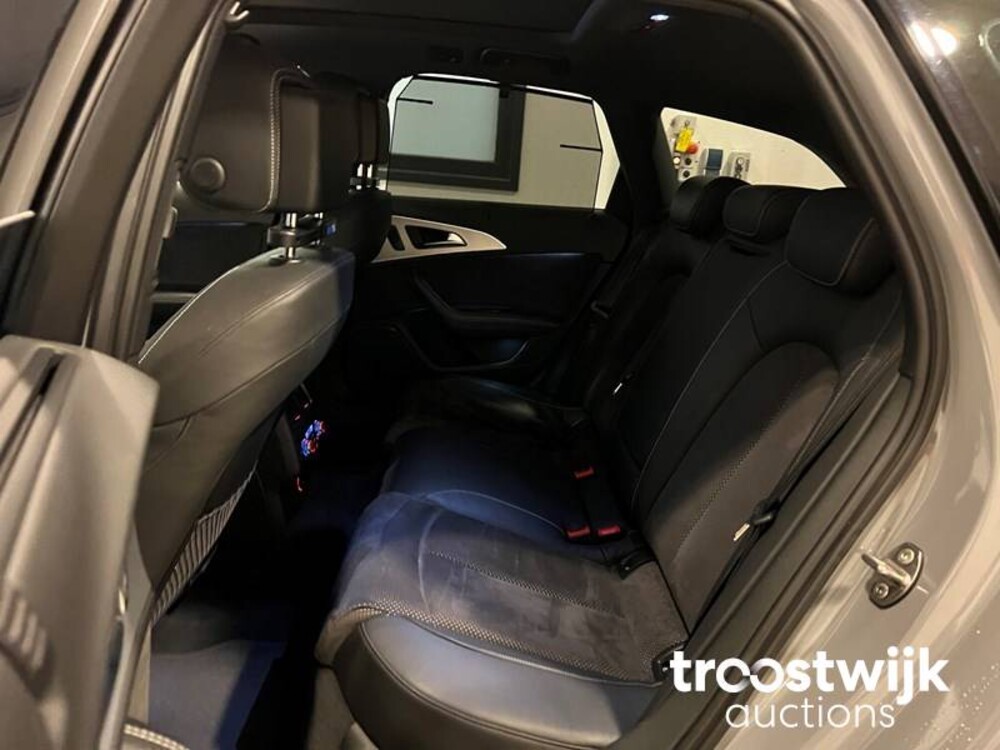 Audi A6 Avant S-Line TDI Ultra Sport Edition Auto