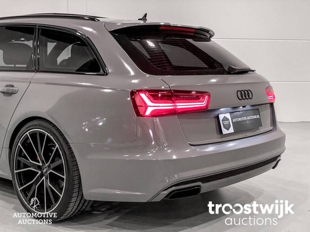 Audi A6 Avant S-Line TDI Ultra Sport Edition Auto