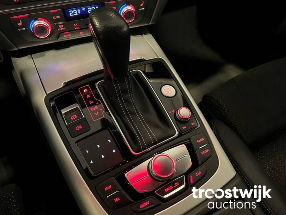 Audi A6 Avant S-Line TDI Ultra Sport Edition Auto