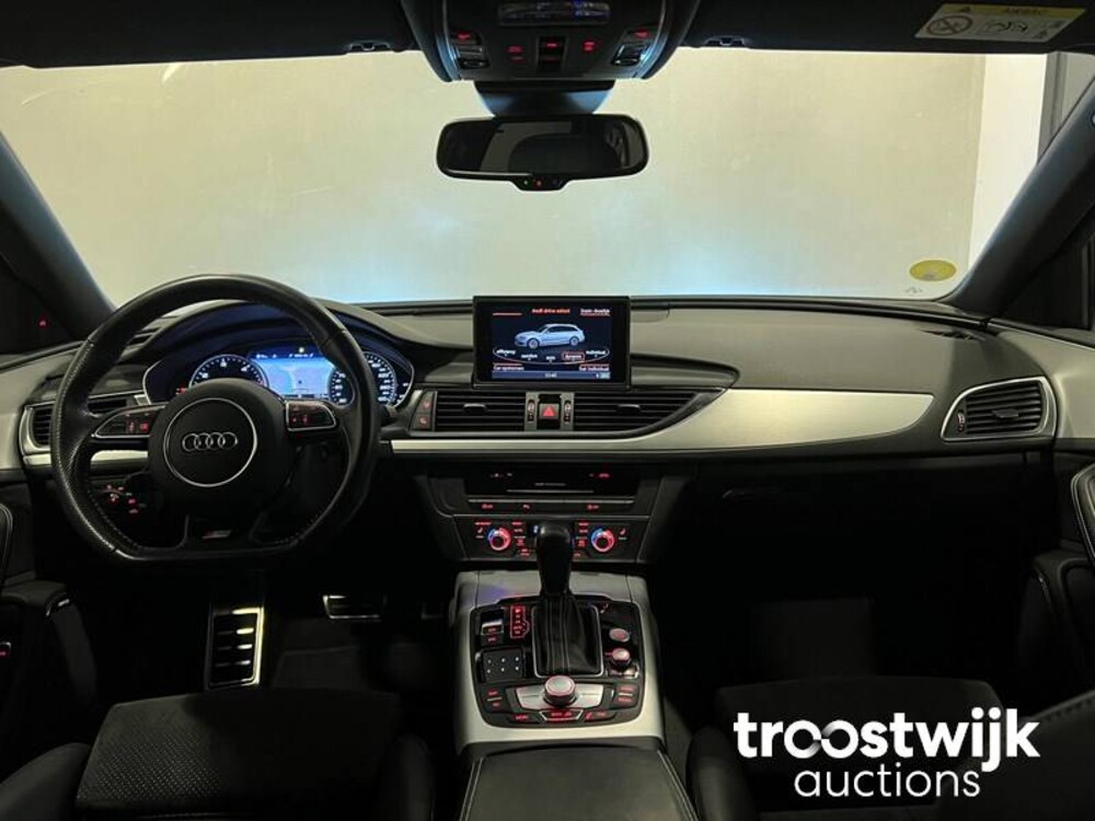 Audi A6 Avant S-Line TDI Ultra Sport Edition Auto