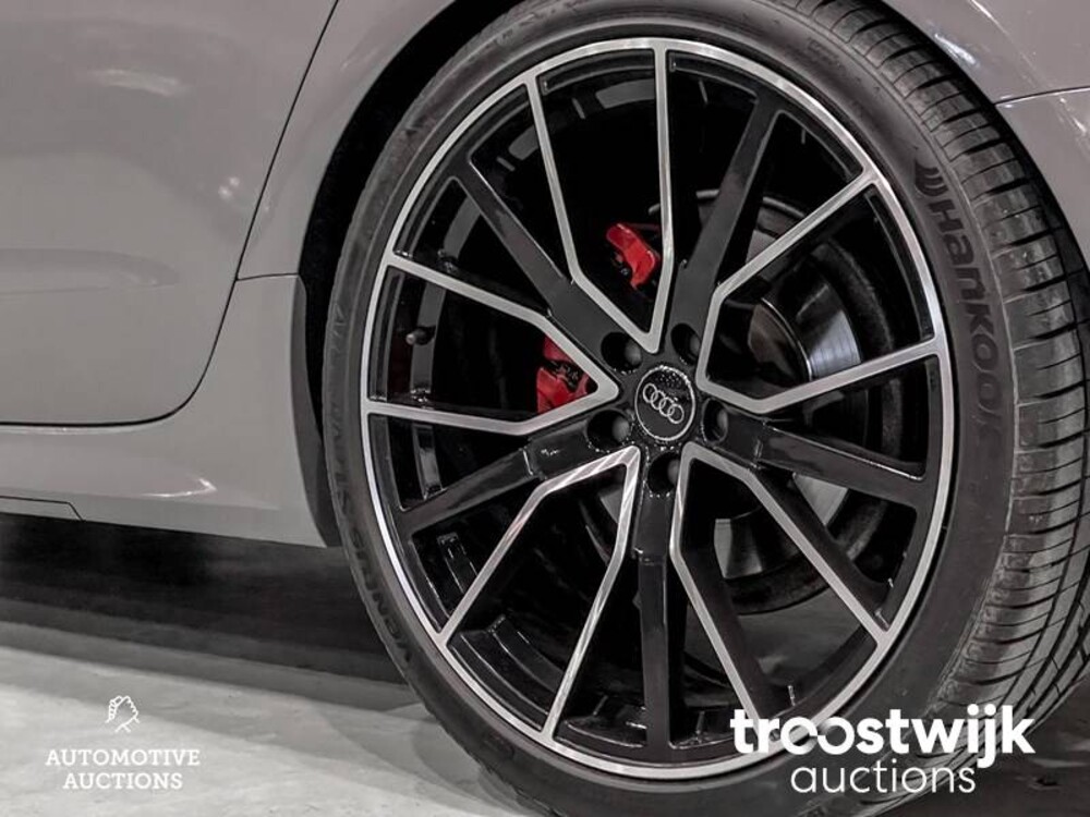 Audi A6 Avant S-Line TDI Ultra Sport Edition Auto