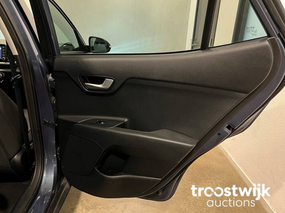 Kia Stonic 1.0 T-GDi DynamicLine Auto