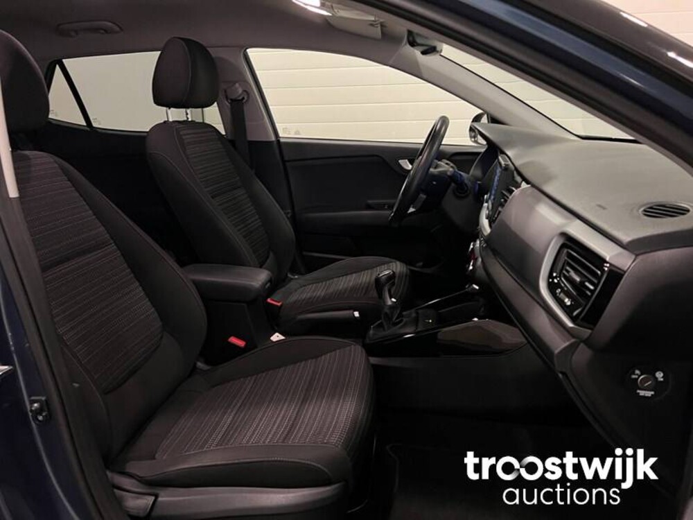 Kia Stonic 1.0 T-GDi DynamicLine Auto