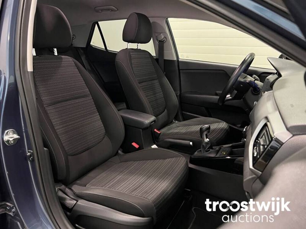 Kia Stonic 1.0 T-GDi DynamicLine Auto