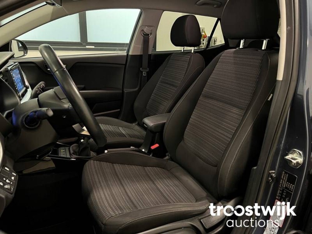 Kia Stonic 1.0 T-GDi DynamicLine Auto