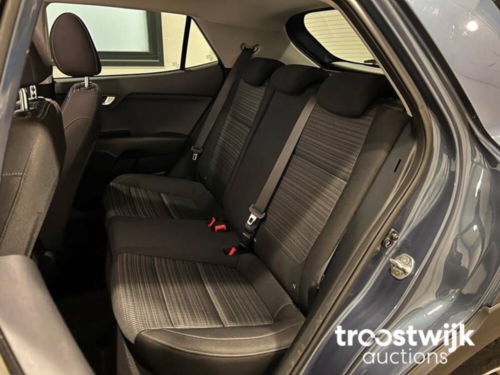 Kia Stonic 1.0 T-GDi DynamicLine Auto