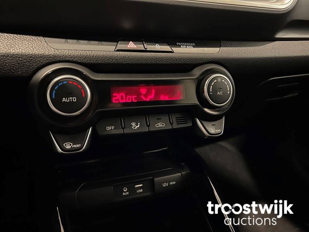 Kia Stonic 1.0 T-GDi DynamicLine Auto