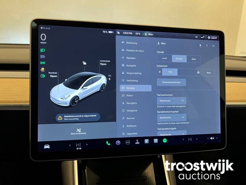 Tesla Model 3 Standard RWD Plus Auto