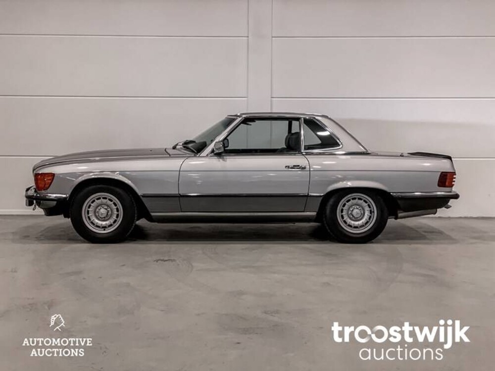 Mercedes-Benz 500SL W107-046 Auto