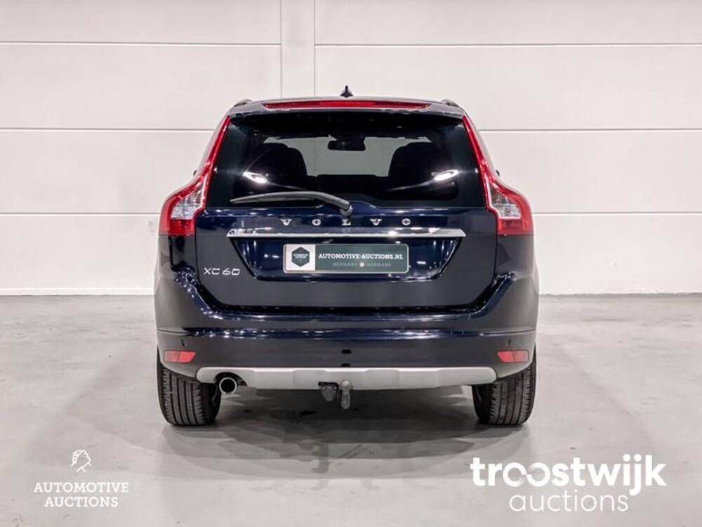 Volvo XC60 D3 R-Design 2.0 Auto