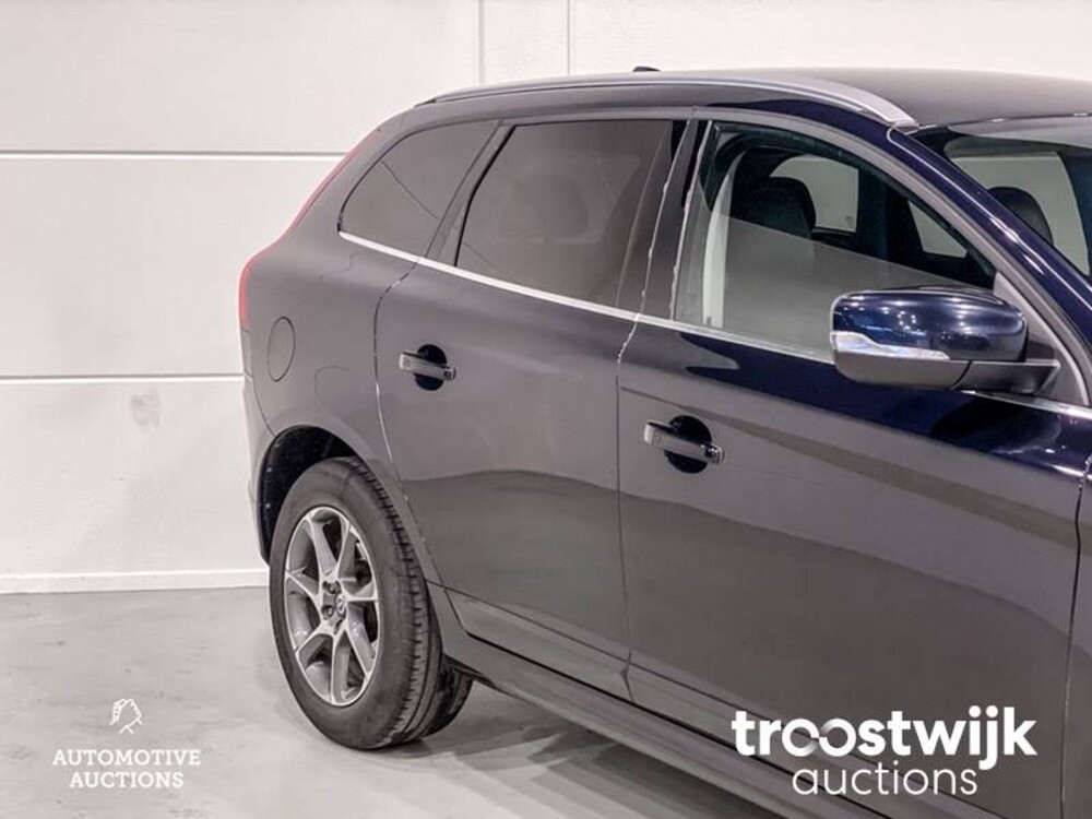 Volvo XC60 D3 R-Design 2.0 Auto