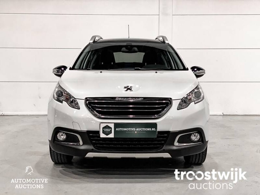 Peugeot 2008 1.2 VTi Allure Pack Premium Plus Auto