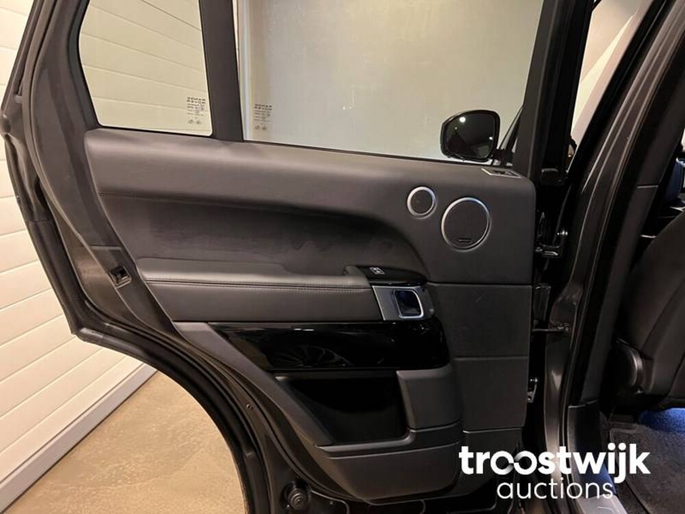 Land Rover Range Rover 4.4 SDV8 Autobiography Auto