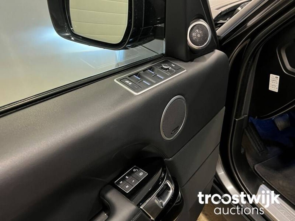 Land Rover Range Rover 4.4 SDV8 Autobiography Auto