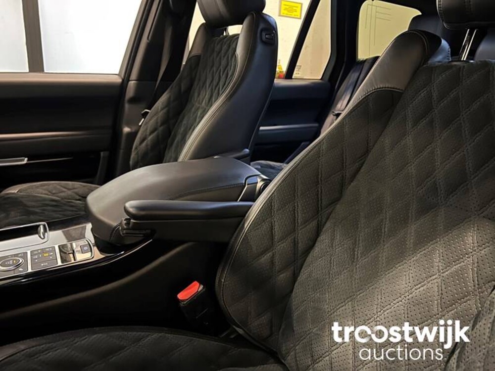 Land Rover Range Rover 4.4 SDV8 Autobiography Auto