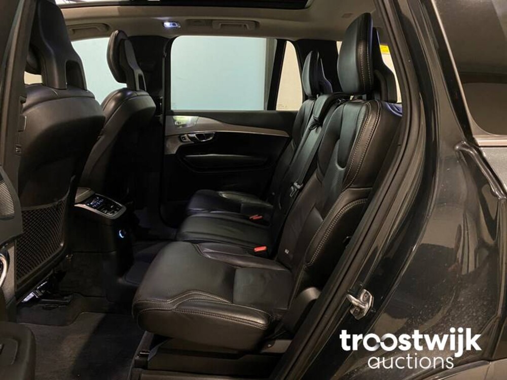 Volvo XC90 2.0 T8 Twin Engine AWD Inscription Auto