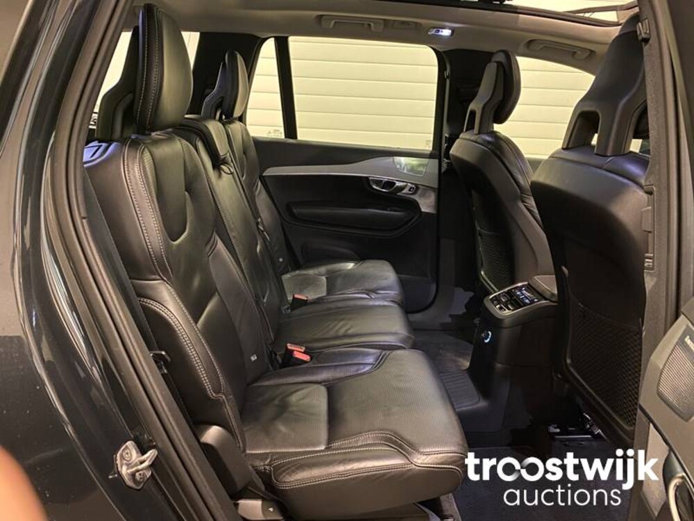 Volvo XC90 2.0 T8 Twin Engine AWD Inscription Auto