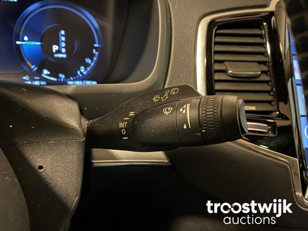 Volvo XC90 2.0 T8 Twin Engine AWD Inscription Auto